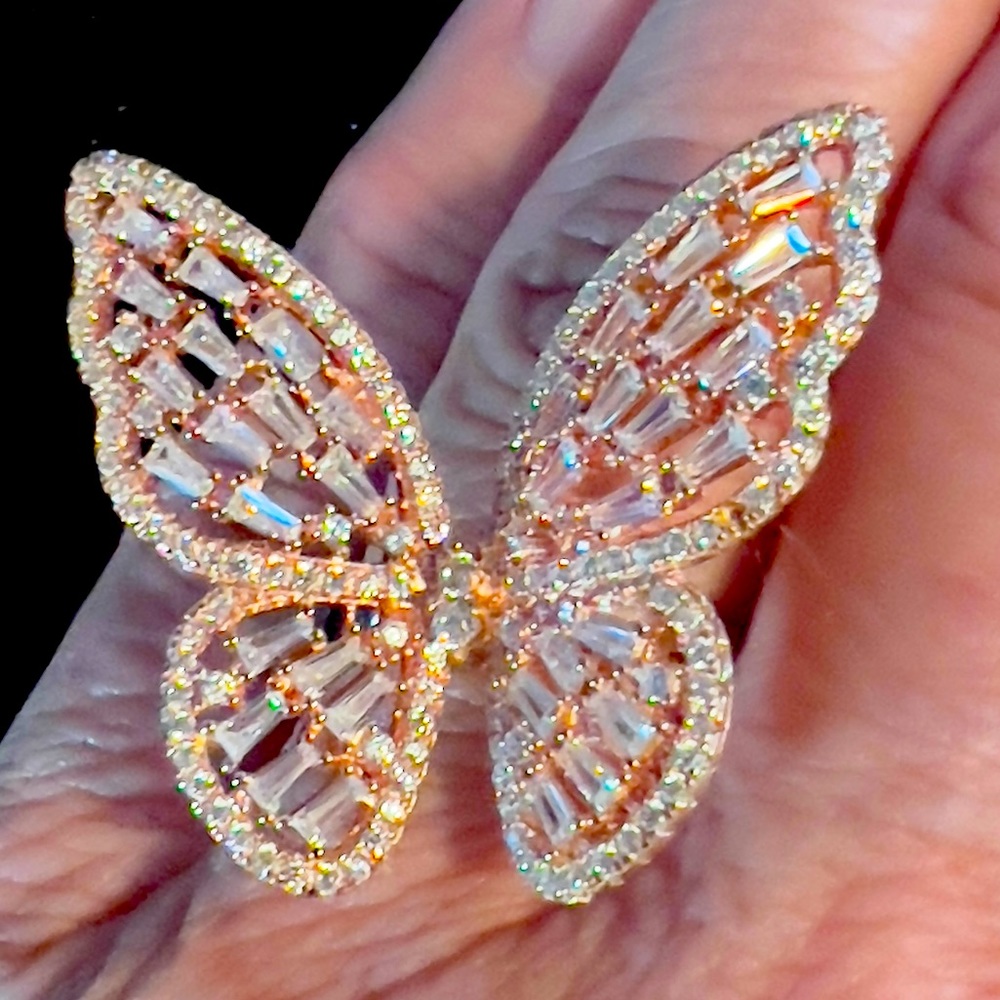 Beautiful Butterfly ladies ring